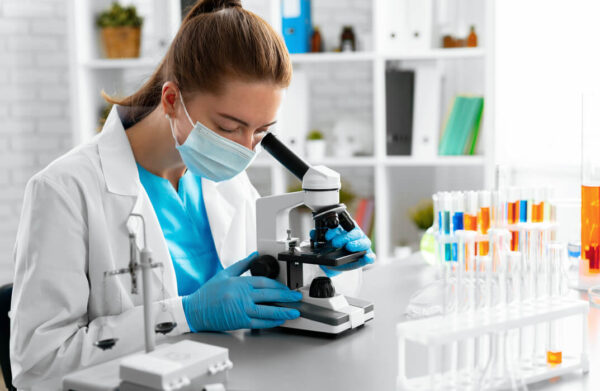 Laboratory Technician Diploma – Discover Training